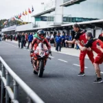 20240224 084353826 6401