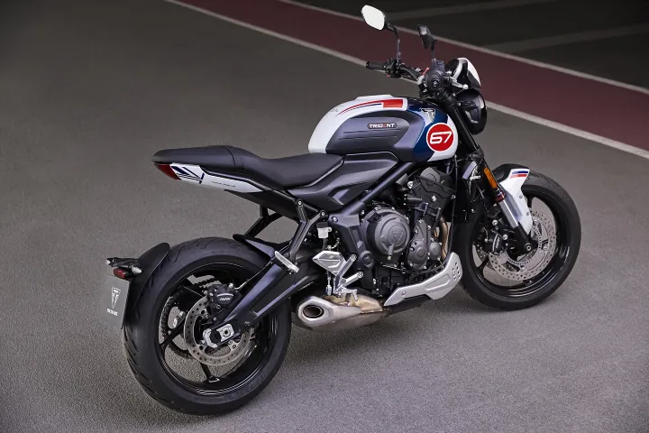 2025 triumph trident triple tribute special edition first look 1
