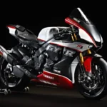 Yamaha YZF-R1 réputée pour ses performances et sa technologie de pointe 25 Yamaha R1 GYTR PRO 25th Anniversary Limited Edition 768x512 1