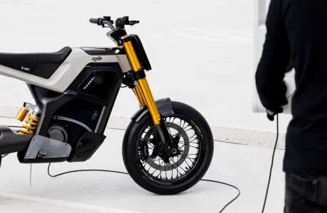 Partenariat DAB Motors et Peugeot pour la fabrication de motos électriques