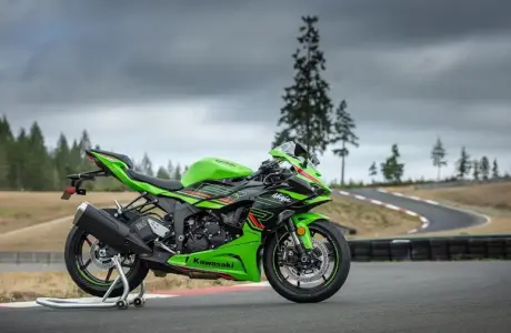 Kawasaki Ninja ZX-6R 2024 : premier essai