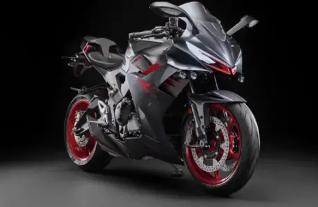 Le Zontes 703RR – une nouvelle moto sportive pour le marché européen ?
