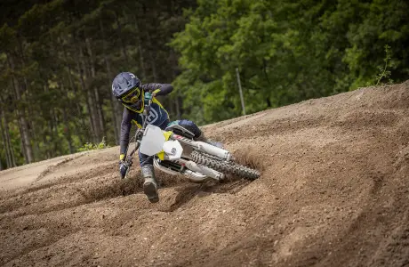 Husqvarna TC 85 2025 : La Révolution du Motocross
