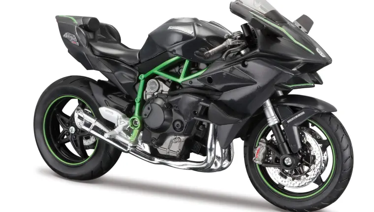 Les Motos les Plus Rapides du Monde : Top 5 des Performances Inégalées