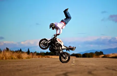 Jorian Ponomareff : stunt moto & cinéma